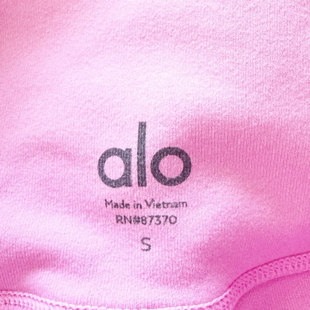 ALO Bubble Gum Pink Leggings - Picture 8 of 8